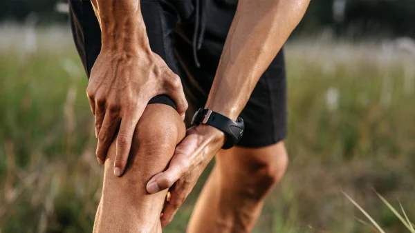 Panduan Fisioterapi Cedera Lutut Lengkap Gejala & Penanganan